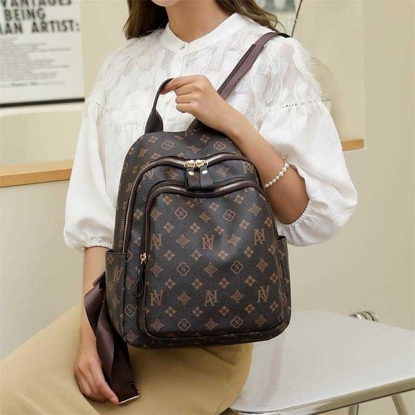 backpack fashion flower print women new fashion soft leather backpack for girls large capacity travel bag
backpack fashion flower print women new fashion soft leather backpack for girls large capacity travel bag