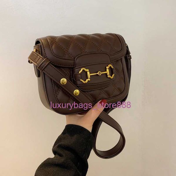 the factory sells wholesale handbags y single-shoulder bag women's 2023 new autumn versatile cross-body contrast small square fashion r
the factory sells wholesale handbags y single-shoulder bag women's 2023 new autumn versatile cross-body contrast small square fashion r