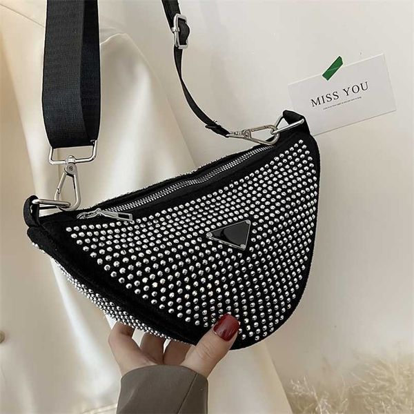2023 bags clearance outlets rhinestone triangle bag new flash diamond single shoulder messenger bag fashion versatile portable geometric wom
2023 bags clearance outlets rhinestone triangle bag new flash diamond single shoulder messenger bag fashion versatile portable geometric wom
