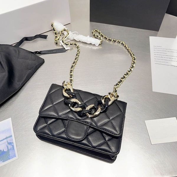 classic portable thick chain flap women shoulder bag diamond lattice leather quilted crossbody luxury designer bag multi pochettes birkin co
classic portable thick chain flap women shoulder bag diamond lattice leather quilted crossbody luxury designer bag multi pochettes birkin co