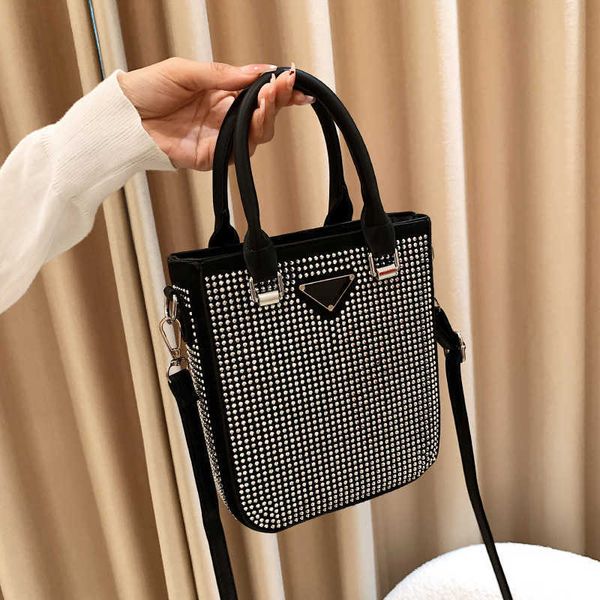 stuff sacks handbag women's full diamond fashion triangle single shoulder crossbody bag
stuff sacks handbag women's full diamond fashion triangle single shoulder crossbody bag