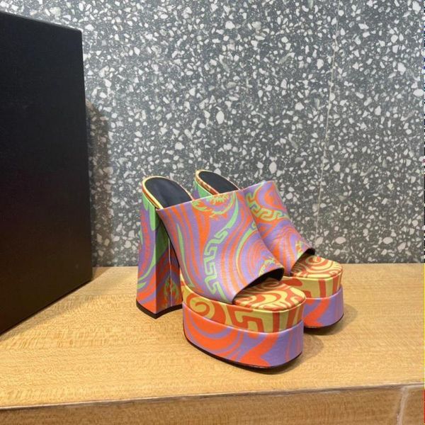 medusa platform sandals mules calf leather printed slides chunky block high heels slip-on open square toe women luxury designers street cdfw, Black
medusa platform sandals mules calf leather printed slides chunky block high heels slip-on open square toe women luxury designers street cdfw, Black