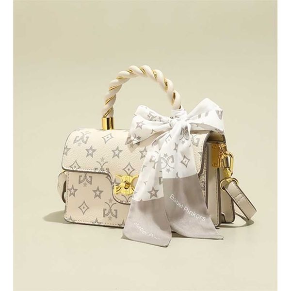 2023 bags clearance outlets famous printed ladies small square dinner bag with silk scarf hard handbag first-hand source own trademark brand
2023 bags clearance outlets famous printed ladies small square dinner bag with silk scarf hard handbag first-hand source own trademark brand