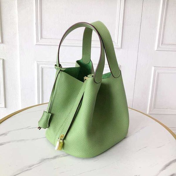designer herme shoulder bags for women online outlet first layer kraft vegetable basket leather portable bucke
designer herme shoulder bags for women online outlet first layer kraft vegetable basket leather portable bucke