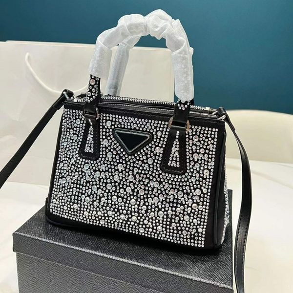 crystal bags designer bag luxury diamond handbag beading crossbody bags single shoulder shining purse body triangle 2023
crystal bags designer bag luxury diamond handbag beading crossbody bags single shoulder shining purse body triangle 2023