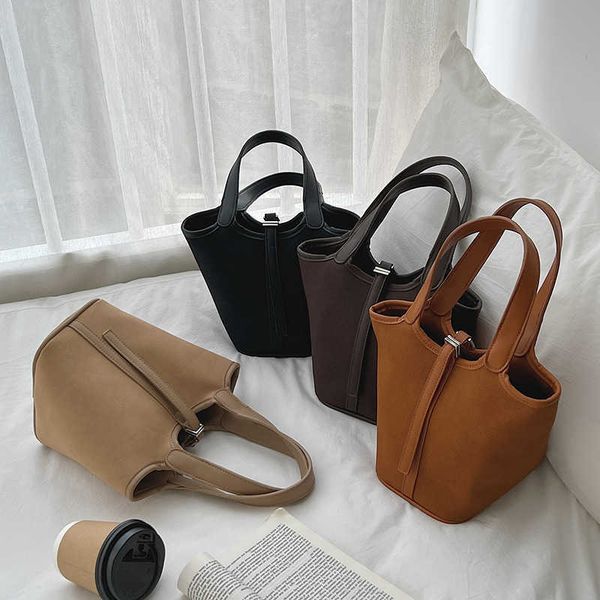 designer herme bags for women autumn and winter new women's bag temperament handbag fashion trend vegetable ba
designer herme bags for women autumn and winter new women's bag temperament handbag fashion trend vegetable ba