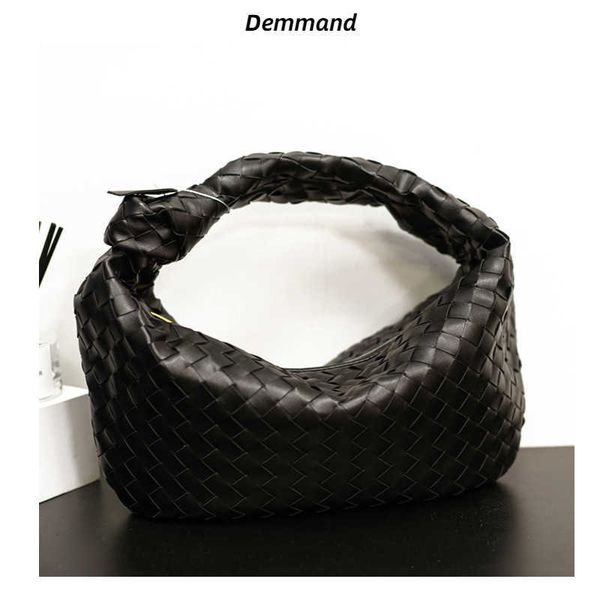 woven venetas jodie 2023 fashion bag jodies armpit bags bottegas knot cloud handbag texture soft cowhorn women's large 514o
woven venetas jodie 2023 fashion bag jodies armpit bags bottegas knot cloud handbag texture soft cowhorn women's large 514o
