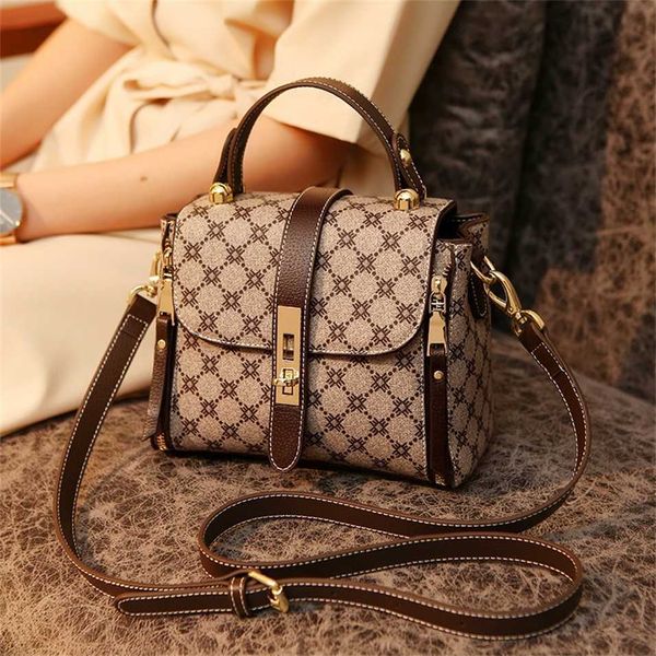 2023 handbags new fashion chain bucket atmosphere versatile messenger women's small bag simple
2023 handbags new fashion chain bucket atmosphere versatile messenger women's small bag simple