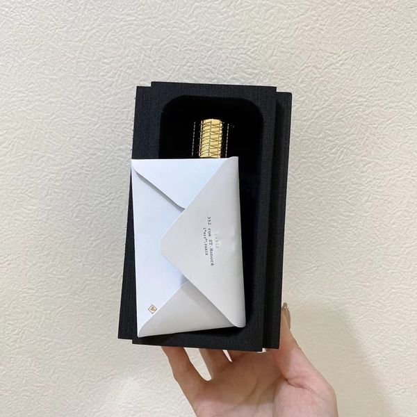 the latest brands perfume 100ml eau de parfum men women fragrance long lasting smell spray cologne fast ship
the latest brands perfume 100ml eau de parfum men women fragrance long lasting smell spray cologne fast ship