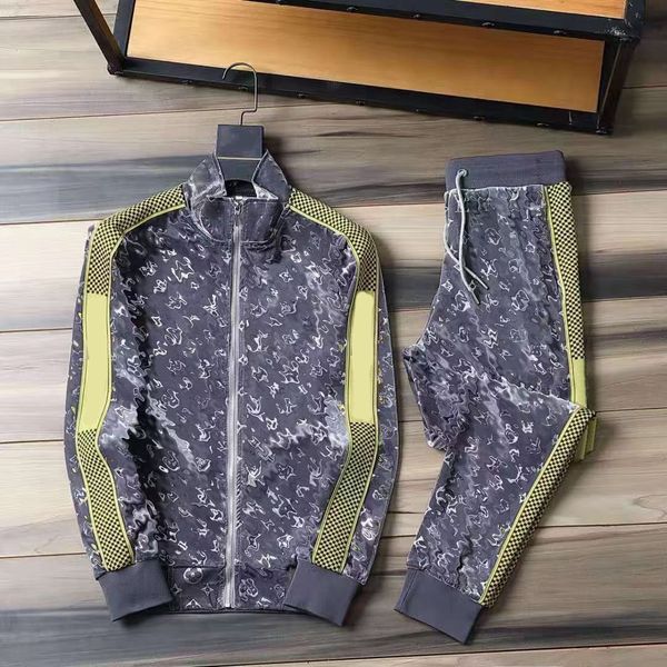 designer sweatshirts men women full letter embroidery women jacket hoodie pants trousers long sleeves casual autumn winter outdoor crew neck, Black;brown
designer sweatshirts men women full letter embroidery women jacket hoodie pants trousers long sleeves casual autumn winter outdoor crew neck, Black;brown