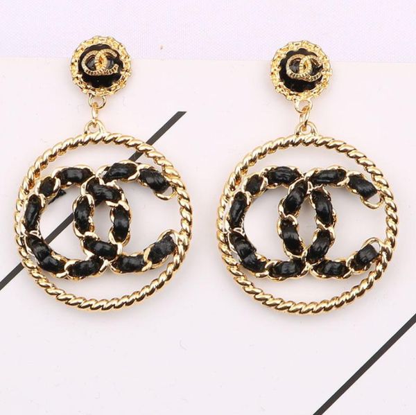 fashion designer golden silver stud earrings for women fashion brand double letter geometric big annulus earring inlay crystal rhinestone ea
fashion designer golden silver stud earrings for women fashion brand double letter geometric big annulus earring inlay crystal rhinestone ea