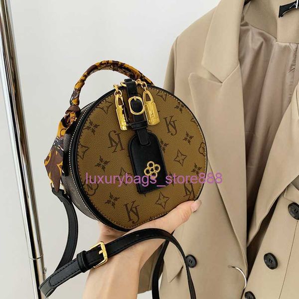 store bags are sold y laohua women's round cake 2023 summer new fashion printed msenger versatile temperament shoulder
store bags are sold y laohua women's round cake 2023 summer new fashion printed msenger versatile temperament shoulder