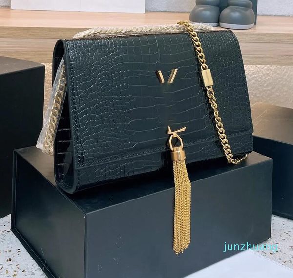 kate designer bag shoulder bag luxury tote purse handbag message bags brand cluth 77 genuine leather crossbody gold chain tassel decoration
kate designer bag shoulder bag luxury tote purse handbag message bags brand cluth 77 genuine leather crossbody gold chain tassel decoration
