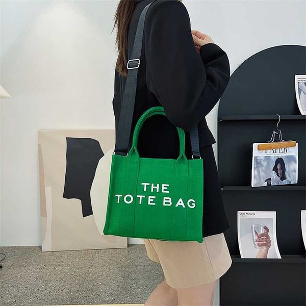 2023 bags clearance outlets korean version the totes fashion handbag women's letter shoulder foreign style bag
2023 bags clearance outlets korean version the totes fashion handbag women's letter shoulder foreign style bag