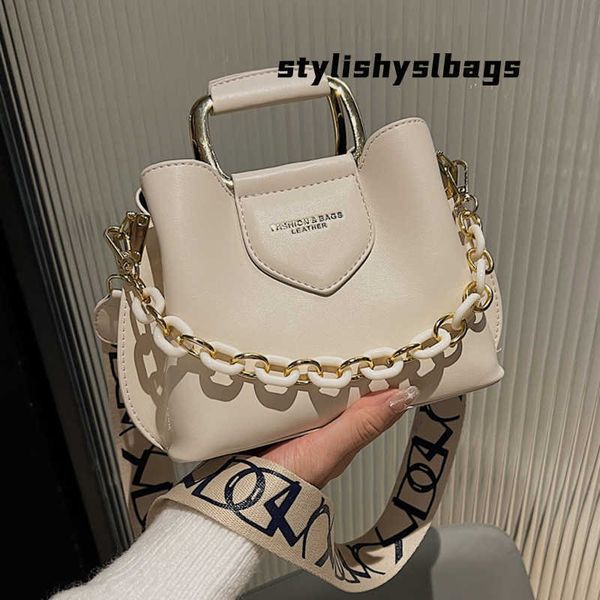 totes women's pu leather crossbody bags 2022 chain ladies luxury shoulder bag fashion classic design handbags and purses 020823h
totes women's pu leather crossbody bags 2022 chain ladies luxury shoulder bag fashion classic design handbags and purses 020823h