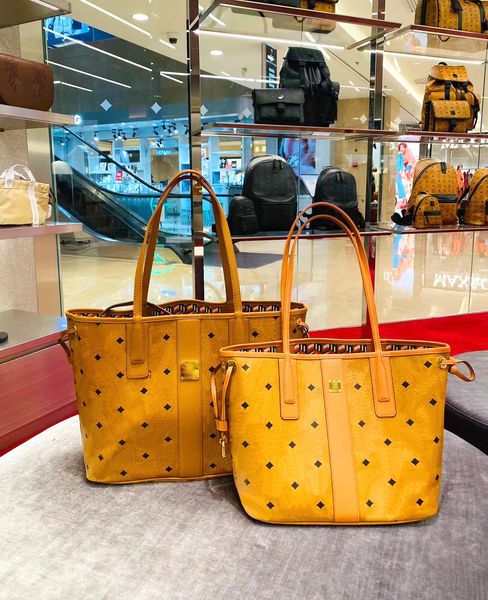 luxurys designers tote crossbody clutch shopping bags men womens luxury genuine leather fashion shoulder handbags weekend classic hobo purse
luxurys designers tote crossbody clutch shopping bags men womens luxury genuine leather fashion shoulder handbags weekend classic hobo purse