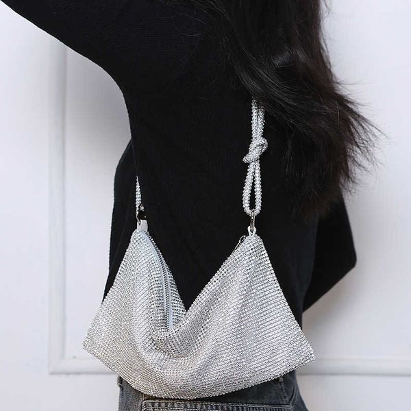 totes bag 2022 new handmade all water diamond dinner bag party banquet one shoulder hand armpit women rhinestones bags handbags 230208
totes bag 2022 new handmade all water diamond dinner bag party banquet one shoulder hand armpit women rhinestones bags handbags 230208