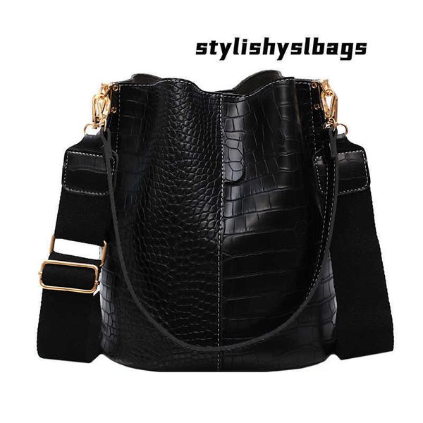 totes fashion shoulder bag for women winter crocodile pu leather bucket bag large solid handbag designer ladies crossbody bag 020823h
totes fashion shoulder bag for women winter crocodile pu leather bucket bag large solid handbag designer ladies crossbody bag 020823h