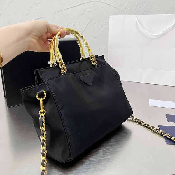 pbag triangle shopping bags shoulder bucket woman crossbody women designer handbag nylon handbags purses ladies 0607
pbag triangle shopping bags shoulder bucket woman crossbody women designer handbag nylon handbags purses ladies 0607