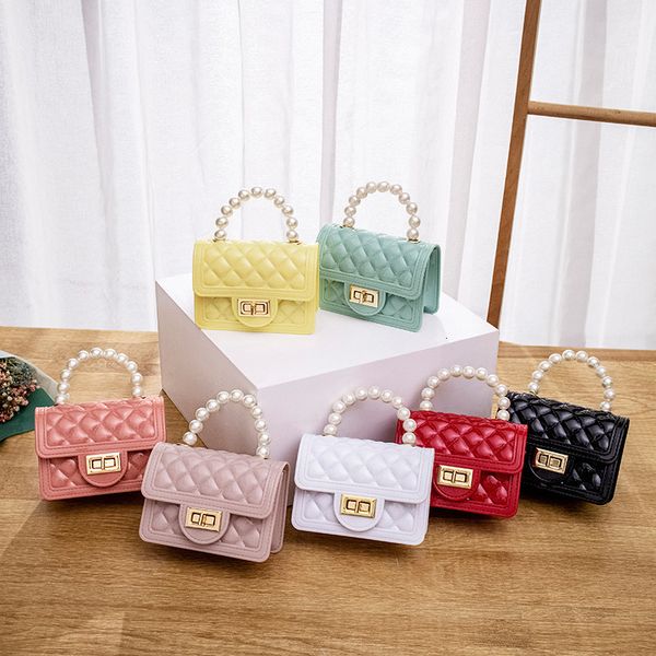 evening bags mini jelly handbag pu leather crossbody with pearl handle ladies pvc coin purse small handbags girls cute party bag 230208
evening bags mini jelly handbag pu leather crossbody with pearl handle ladies pvc coin purse small handbags girls cute party bag 230208