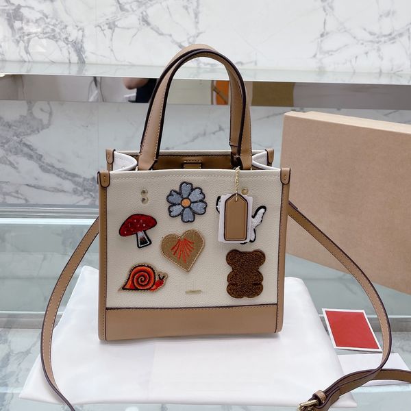 handbags bags designer women bag luxury bag handbag womens fashionable versatile classic purses crossbody bags
handbags bags designer women bag luxury bag handbag womens fashionable versatile classic purses crossbody bags