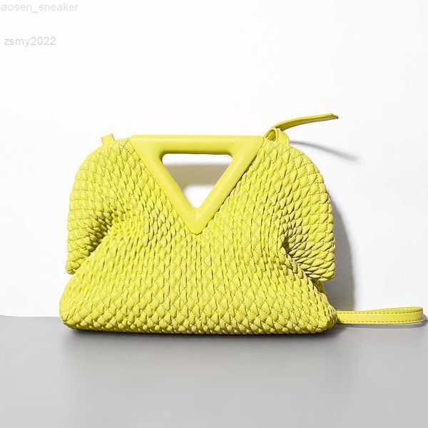 2022 new women tote bag brand design luxury weave knitted handbag quality pu leather triangle clutch bag crossbody bag
2022 new women tote bag brand design luxury weave knitted handbag quality pu leather triangle clutch bag crossbody bag