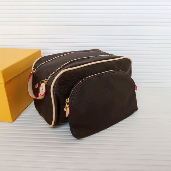 toiletry kits bag pu leather women handbags grid ladies wallets luxury hand mother bill of lading womens cosmetic bags large capacity brown
toiletry kits bag pu leather women handbags grid ladies wallets luxury hand mother bill of lading womens cosmetic bags large capacity brown