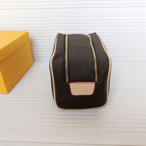 toiletry kits bag genuine leather women handbags 47528 ladies wallets luxury hand mother bill of lading womens cosmetic bags brown flowers b
toiletry kits bag genuine leather women handbags 47528 ladies wallets luxury hand mother bill of lading womens cosmetic bags brown flowers b