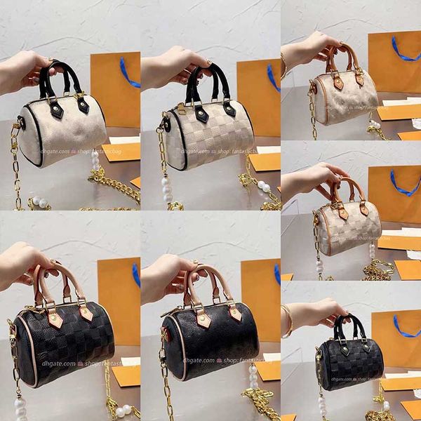 loveyou nanopillow bag tote underarm cross body bags fashion designer lady tote handbag women cross body handbag luxury genuine leather
loveyou nanopillow bag tote underarm cross body bags fashion designer lady tote handbag women cross body handbag luxury genuine leather