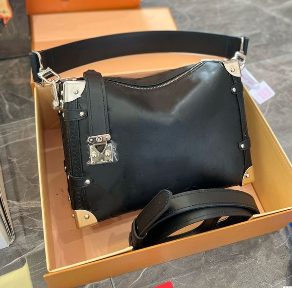 pochette side trunk bag mens crossbody designer shoulder bags denim bag embossed old flower totes handbags m46358 cross body women cardholde
pochette side trunk bag mens crossbody designer shoulder bags denim bag embossed old flower totes handbags m46358 cross body women cardholde