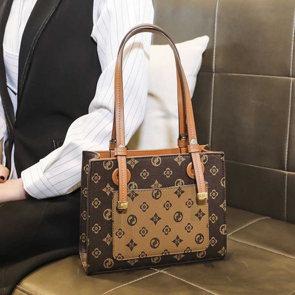 stores export handbags online bags women's 2023 new fashion premium print large capacity handbag versatile one shoulder crossbody bag
stores export handbags online bags women's 2023 new fashion premium print large capacity handbag versatile one shoulder crossbody bag