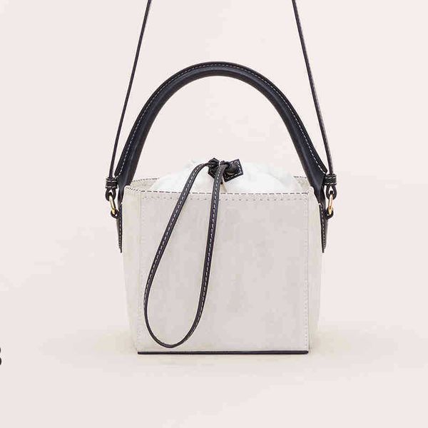 totes contrast leather bucket handbag new korean small square bag women's shoulder bag fashion 02080921
totes contrast leather bucket handbag new korean small square bag women's shoulder bag fashion 02080921