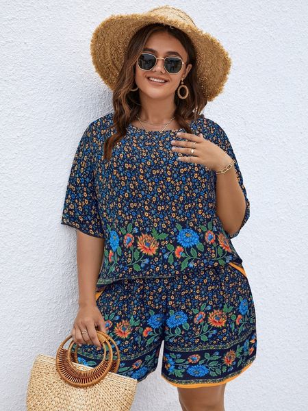 women's tracksuit summer 2023 plus size 4xl 2 piece set blue floral print cropped shorts pants short sleeve casual beach suits sets 23, Gray
women's tracksuit summer 2023 plus size 4xl 2 piece set blue floral print cropped shorts pants short sleeve casual beach suits sets 23, Gray