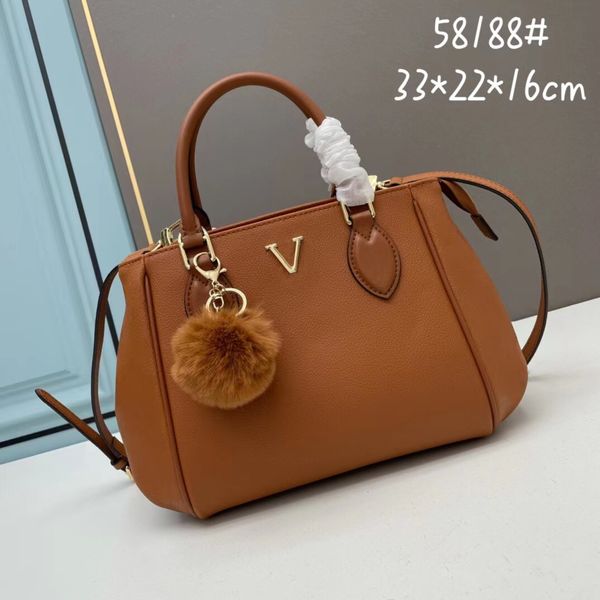 luxury designer totes leather bella tote perforation bags fashion classic handbags for women purse with pouch wallet woman shopping shoulder
luxury designer totes leather bella tote perforation bags fashion classic handbags for women purse with pouch wallet woman shopping shoulder