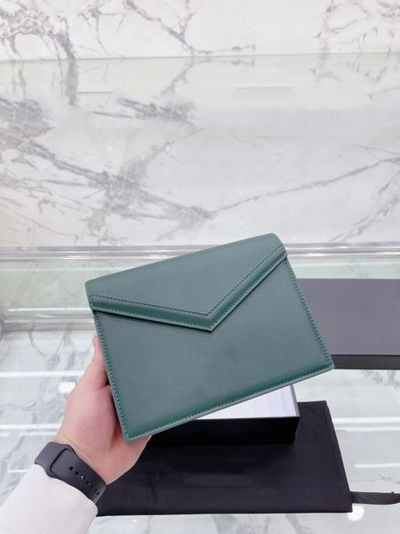 envelope bag designer bag summer fashion women shoulder bag straddle bag chain small square bag 5a quality
envelope bag designer bag summer fashion women shoulder bag straddle bag chain small square bag 5a quality