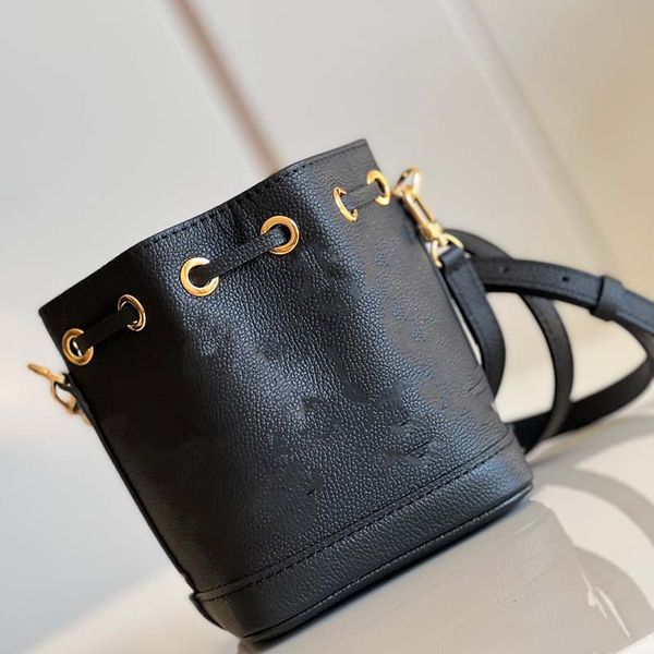 2023 bags designer bags cross body clutch handbags designer women crossbody totes shoulder handbags messenger shoulder messenger accessories
2023 bags designer bags cross body clutch handbags designer women crossbody totes shoulder handbags messenger shoulder messenger accessories