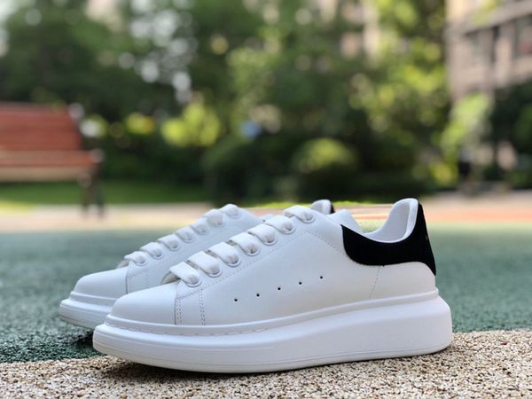 designer luxury mc casual shoes leather lace up plateform sneakers mc white black mens womens luxury velvet suede size 35-45
designer luxury mc casual shoes leather lace up plateform sneakers mc white black mens womens luxury velvet suede size 35-45