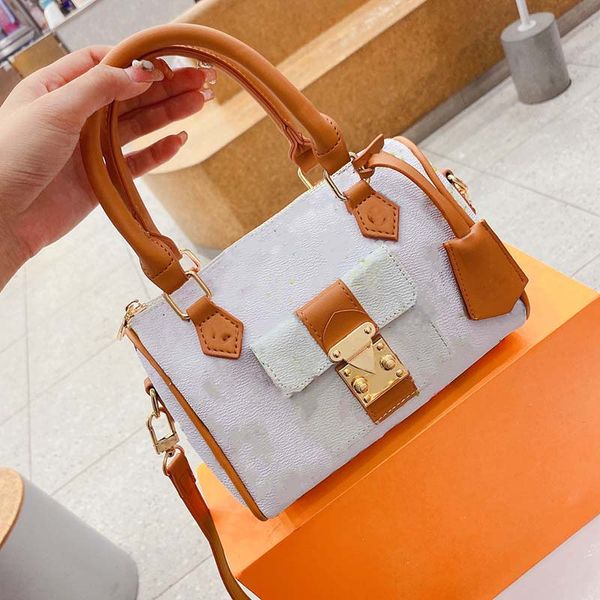 women's cross-body travel designer bag classic style fashion bag one shoulder women's tote bag cross-body tote purse
women's cross-body travel designer bag classic style fashion bag one shoulder women's tote bag cross-body tote purse