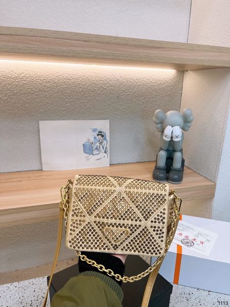 2023 p-brand luxury designer bag quality high fashion women wallets clutch totes crossbody drawstring shiny diamond bucket bags
2023 p-brand luxury designer bag quality high fashion women wallets clutch totes crossbody drawstring shiny diamond bucket bags