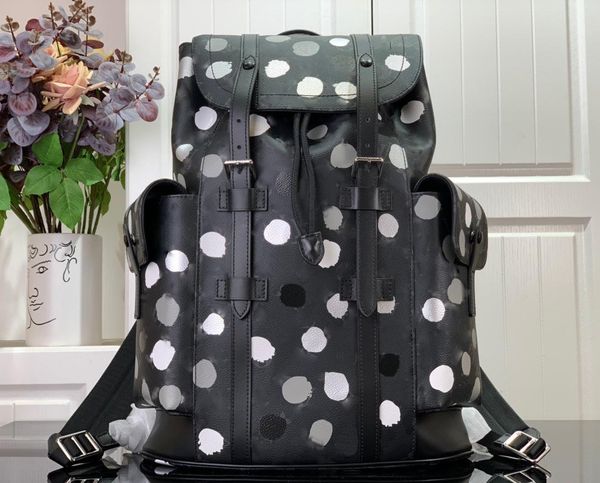 designer chriser outdoor bags backpack for men women m46403 travel bags monogram leather sports bags backpacks 38x44x21cm with original box
designer chriser outdoor bags backpack for men women m46403 travel bags monogram leather sports bags backpacks 38x44x21cm with original box