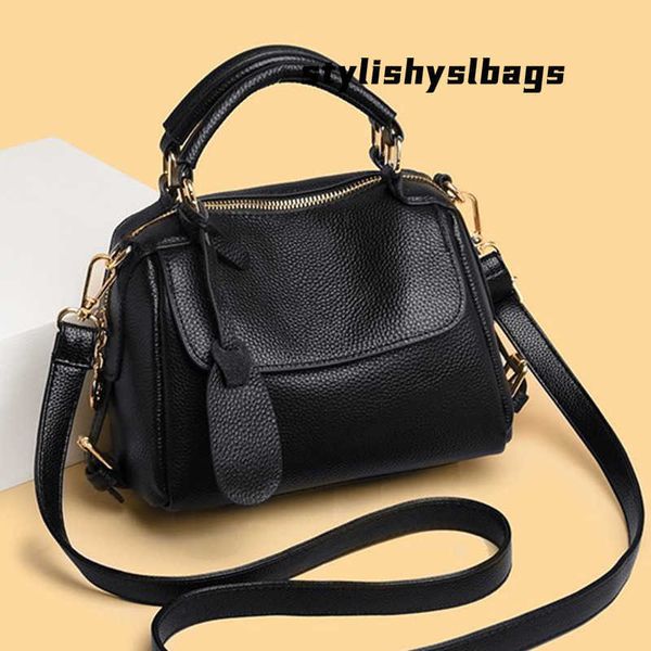 totes fashion genuine leather women handbags women's bag 100% cowhide female shoulder bags designer ladies messenger bag luxury totes 0
totes fashion genuine leather women handbags women's bag 100% cowhide female shoulder bags designer ladies messenger bag luxury totes 0