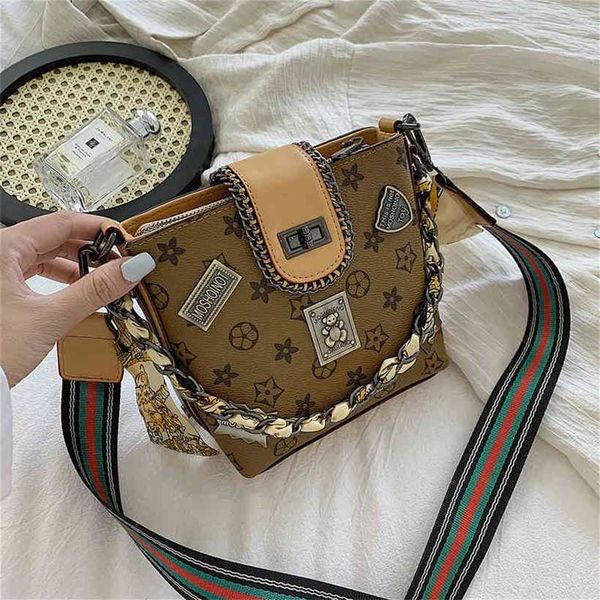 20% off handbag 2023 new bag female chain badge bucket korean version style shoulder messenger handbag
20% off handbag 2023 new bag female chain badge bucket korean version style shoulder messenger handbag