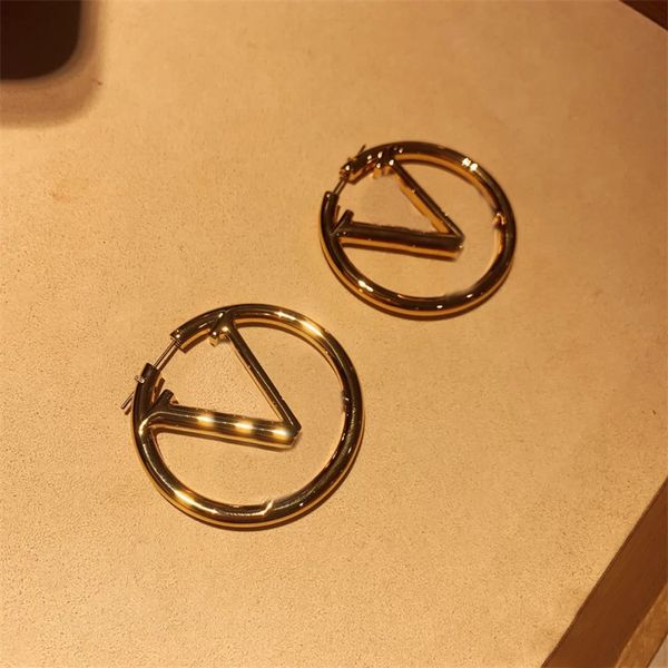 circle designer earring womens jewelry earing luxury ohrringe fine gift girls stylish geometric designer accessories letter classic small ho, Golden;silver
circle designer earring womens jewelry earing luxury ohrringe fine gift girls stylish geometric designer accessories letter classic small ho, Golden;silver