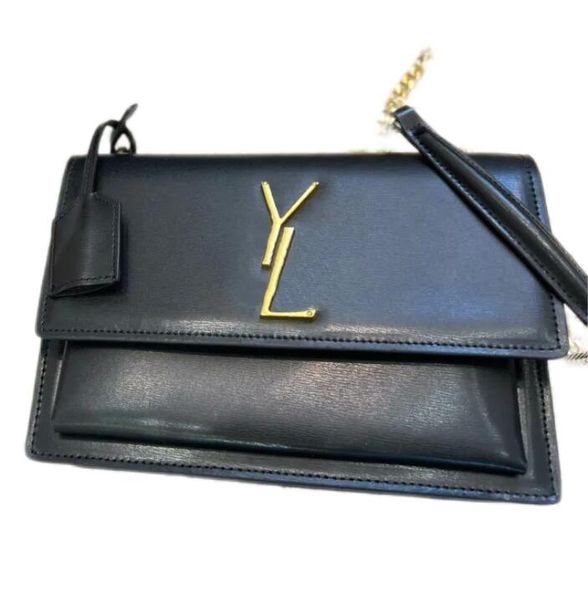 women's fashion handbag, glossy style, sewing style, flap handbag, classic style, chain bag
women's fashion handbag, glossy style, sewing style, flap handbag, classic style, chain bag
