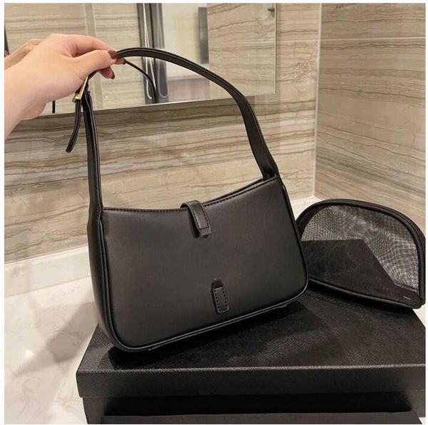 icare maxi bag luxury designer yslitys bag handbags women tote bags clutch leather messenger black tassels loulou crossbody large totes fash
icare maxi bag luxury designer yslitys bag handbags women tote bags clutch leather messenger black tassels loulou crossbody large totes fash