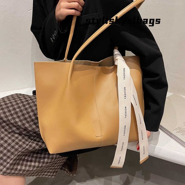 totes big leather shoulder bags 2021 women's brand handbag high capacity vintage tote bag travel hand bag lady solid color shopper bag
totes big leather shoulder bags 2021 women's brand handbag high capacity vintage tote bag travel hand bag lady solid color shopper bag