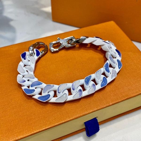 fashion designer silver love bracelet men women gold bracelets chain fashion personality hip-hop no box, Golden;silver
fashion designer silver love bracelet men women gold bracelets chain fashion personality hip-hop no box, Golden;silver
