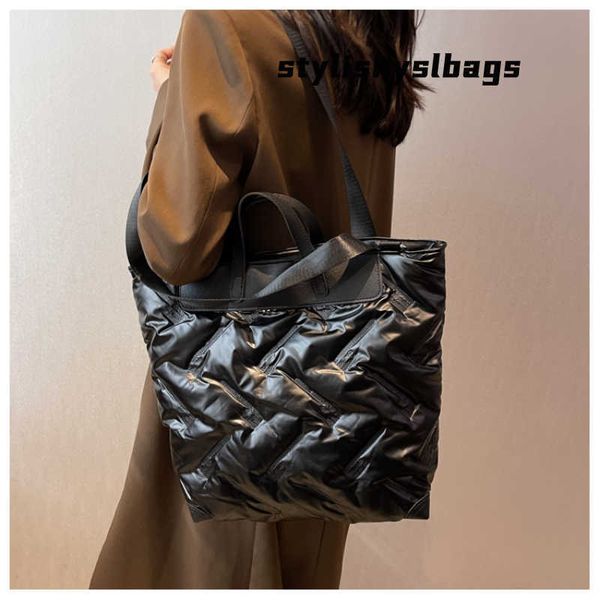 totes women large capacity nylon down cotton tote winter padded handbag 2022 trend designer shoulder crossbody bag pleated thick purse 02082
totes women large capacity nylon down cotton tote winter padded handbag 2022 trend designer shoulder crossbody bag pleated thick purse 02082