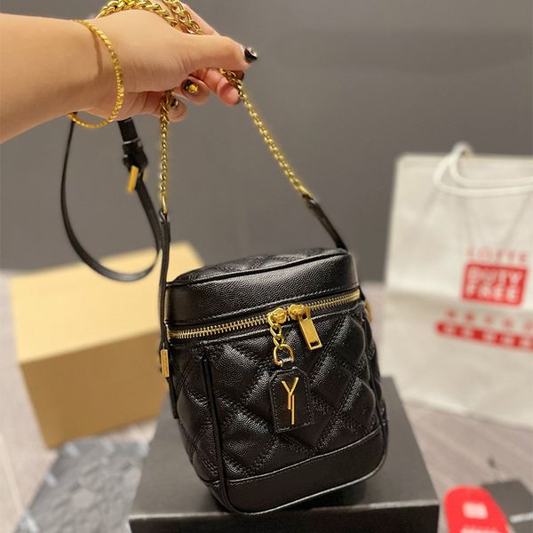 vanity quilted shoulder bags leather designer cosmetic bags crossbody bag women purse wallet
vanity quilted shoulder bags leather designer cosmetic bags crossbody bag women purse wallet