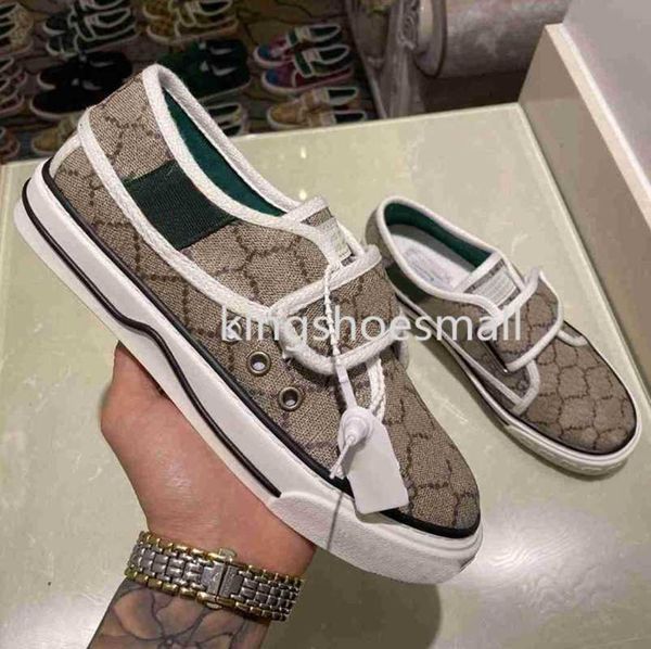 classical tennis 1977 canvas velcro casual shoes luxury women shoes red green web stripe print rubber sole stretch cotton men sneakers, Black
classical tennis 1977 canvas velcro casual shoes luxury women shoes red green web stripe print rubber sole stretch cotton men sneakers, Black